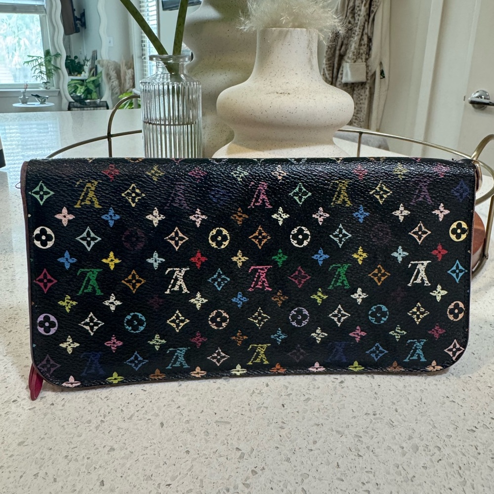 SOLD ๐ Louis Vuitton LV Murakami wallet/clutch Authentic w/ COA - Picture 5 of 15